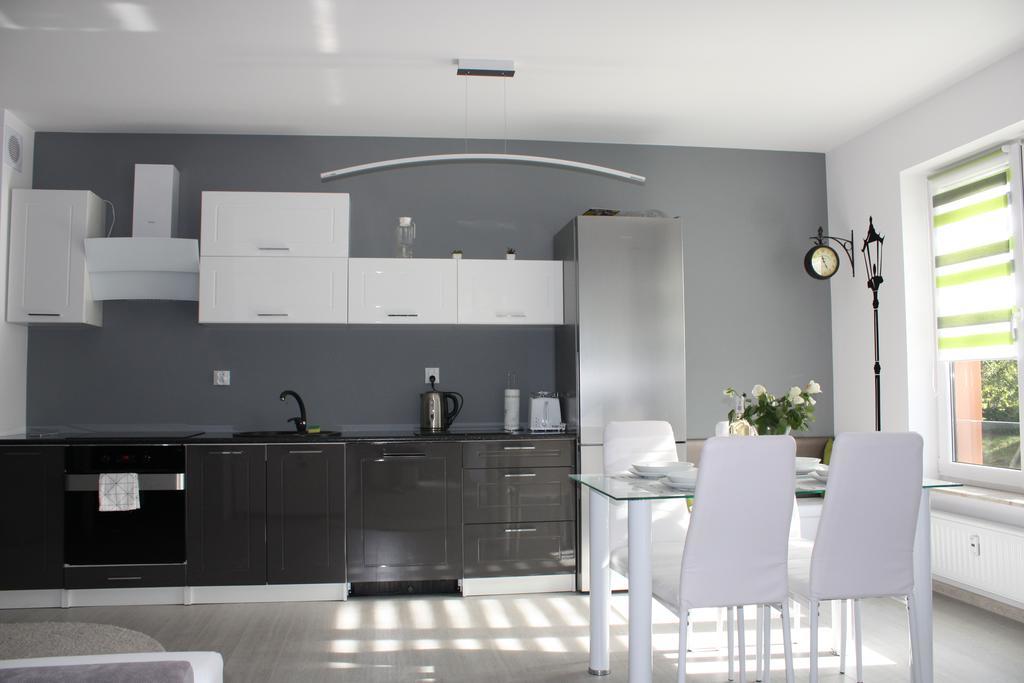 U-Stay Bond Apartament โควอบเซก ภายนอก รูปภาพ